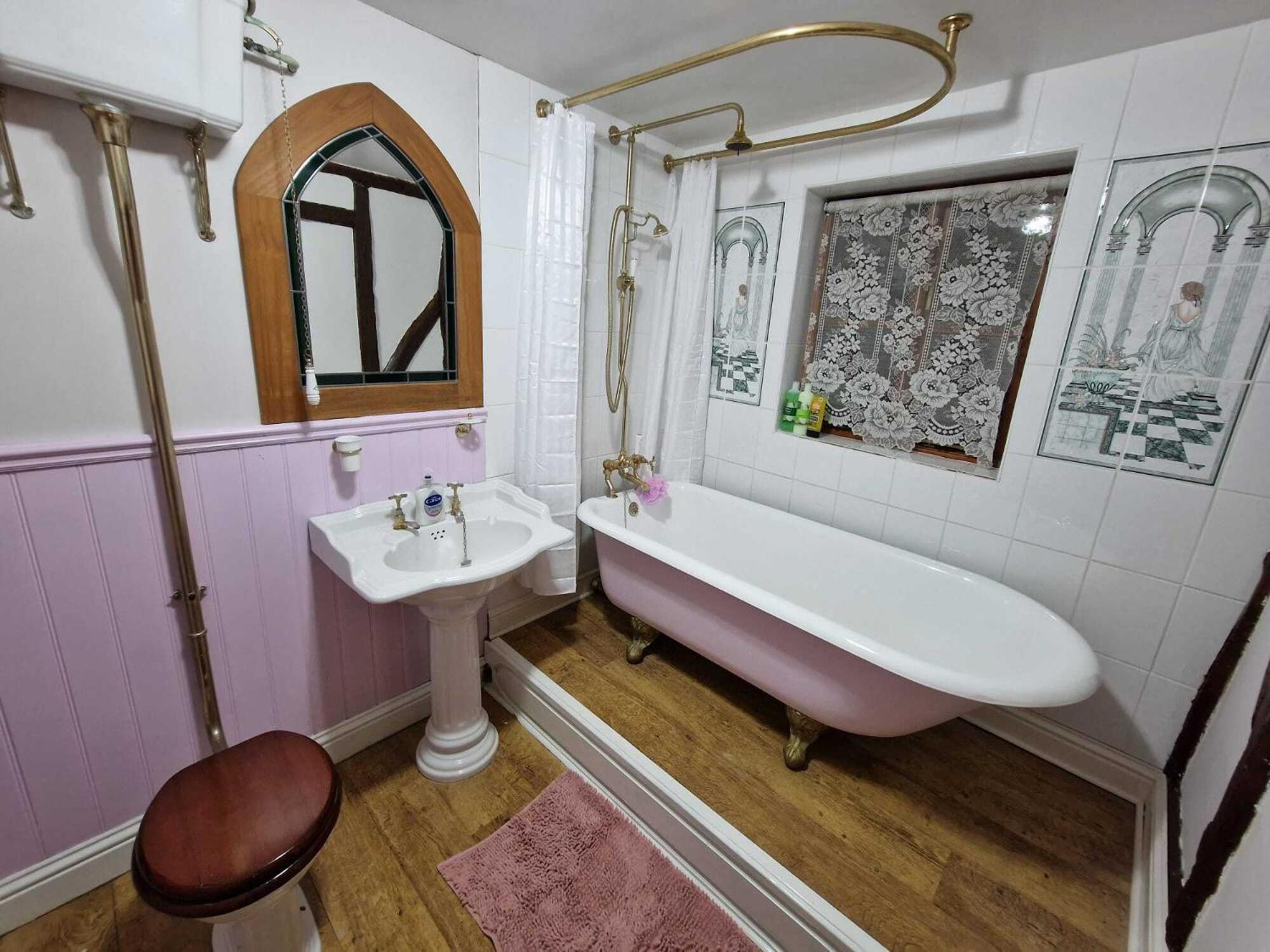 Two Bedroom Grade Ll Cottage At Az Luxury Stays Honey Horsefield With Wifi And Free Parking Hundon Esterno foto